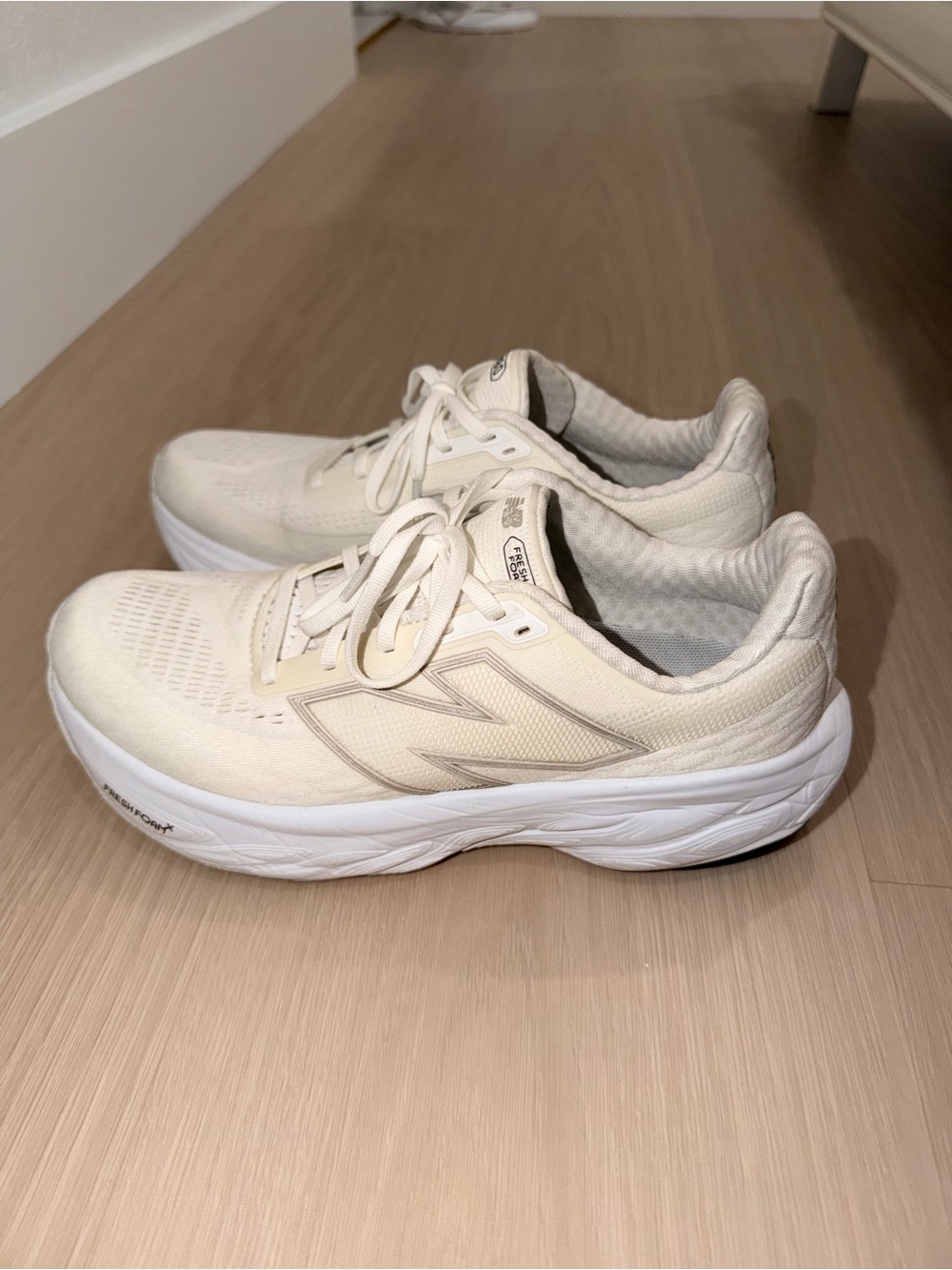 New Balance Women's Off-White Athletic Running Shoes